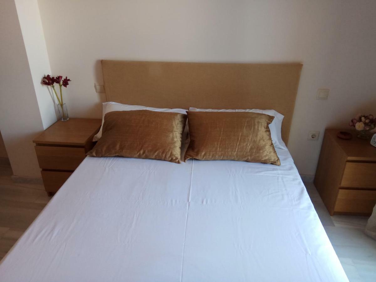 Precioso Atico En Torre De Benagalbon A 20 Metros Del Mar. Apartment Ngoại thất bức ảnh