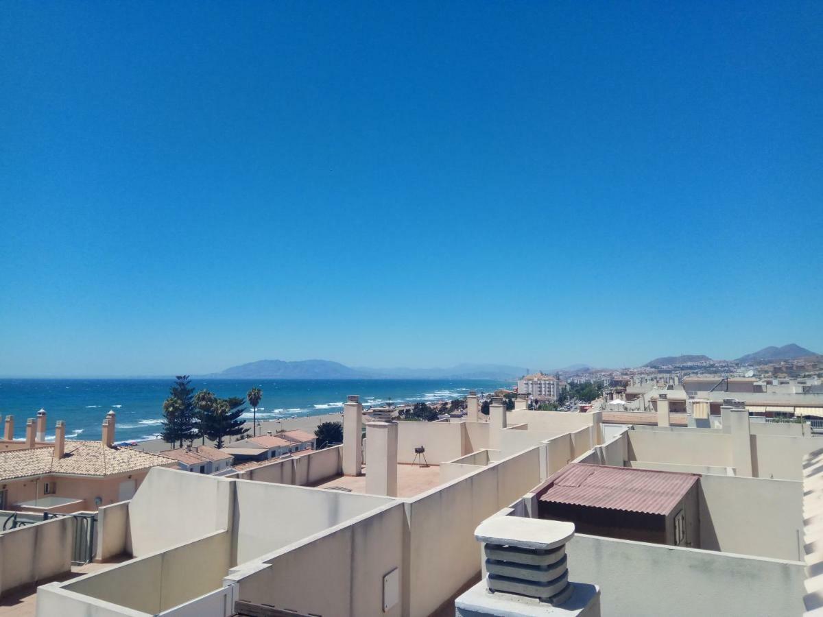 Precioso Atico En Torre De Benagalbon A 20 Metros Del Mar. Apartment Ngoại thất bức ảnh