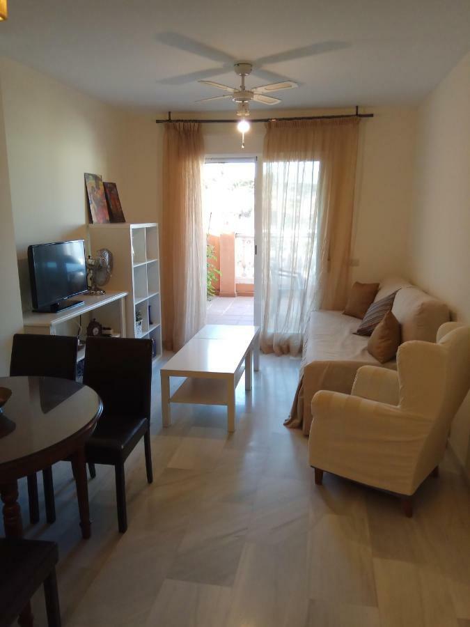 Precioso Atico En Torre De Benagalbon A 20 Metros Del Mar. Apartment Ngoại thất bức ảnh